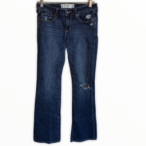 Abercrombie & Fitch Low Rise Distressed Bootcut Jeans Women’s Size: 26 - Picture 1 of 12